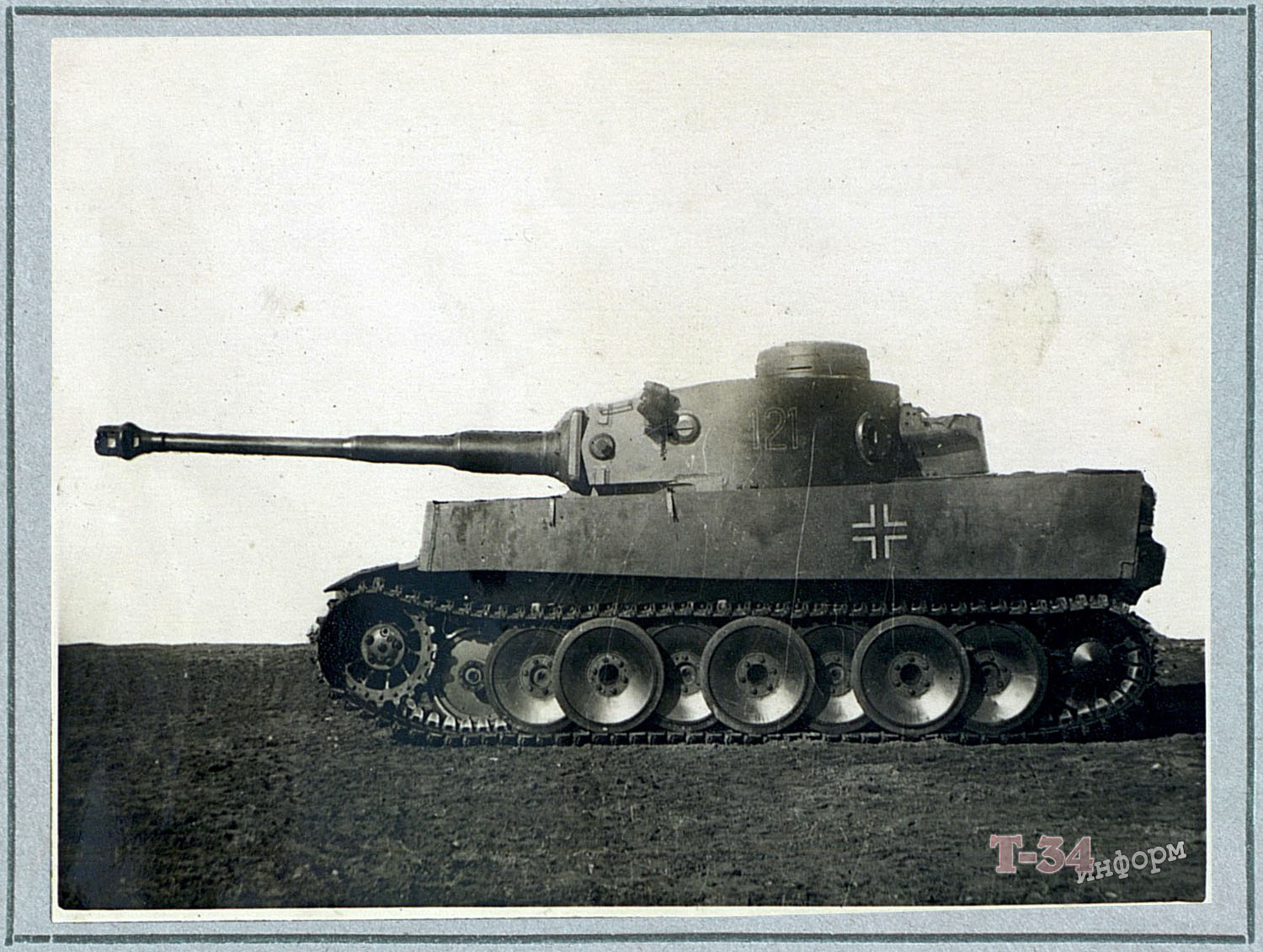 Год тигра немецкий танк. Танк тигр 1943. Танк тигр 1942. Танк тигр 1942 года. Танк тигр 1943 год.